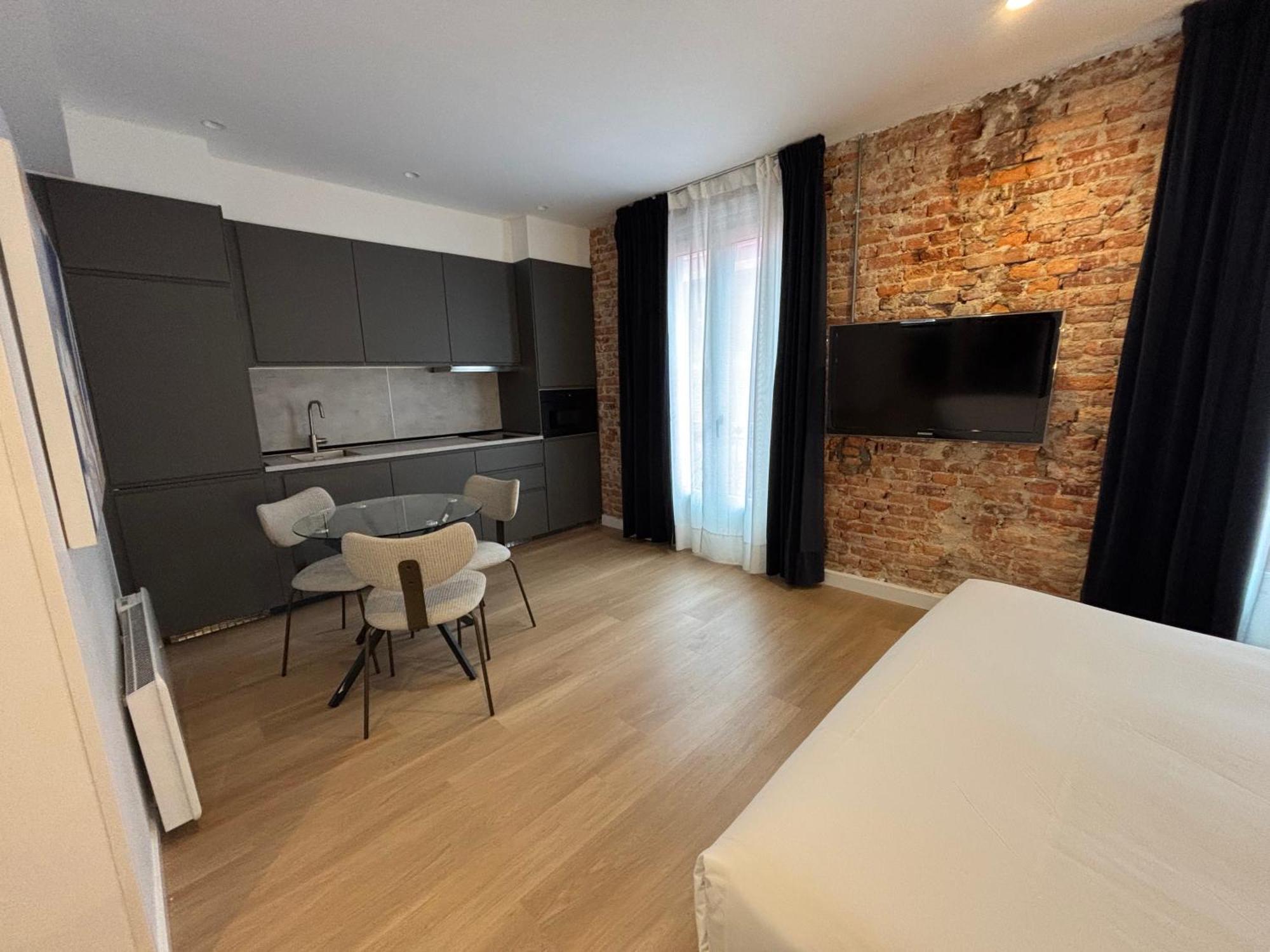 Arenal Suites Bilbao Exterior photo